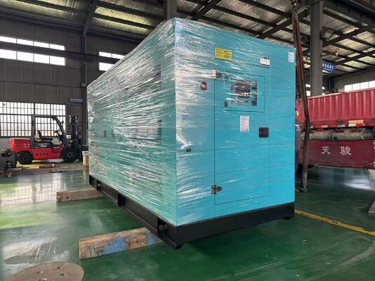 Un buon prezzo. 300KW/375KVA Silent Type Diesel Generator Set con motore Yuchai YC6MJ500L-D21 per soluzioni energetiche affidabili in linea
