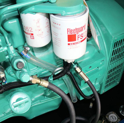 Un buon prezzo. Generatore diesel Yuchai 1000KVA Tipo silenzioso/aperto in linea