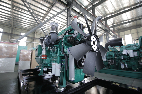 Un buon prezzo. Yuchai Silent Diesel Generator Set YC6MK350L-D20 200KW/250KVA in vendita in linea