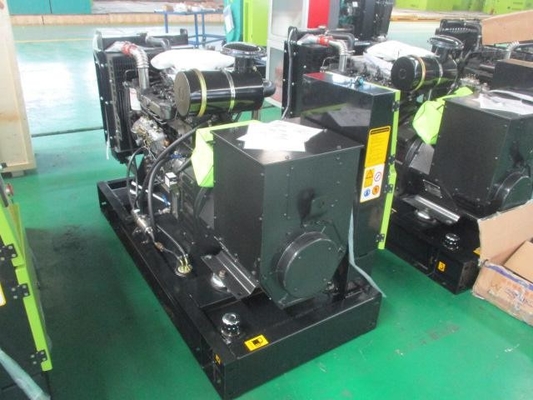 Un buon prezzo. 4BTA3.9-G2 set di generatori diesel Cummins da 37,5 KVA in linea