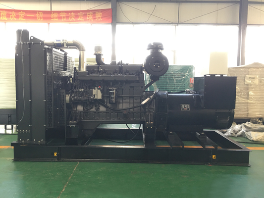 Un buon prezzo. Generatore diesel SDEC silenzioso a 1500 giri al minuto 350 kW 440 V in linea