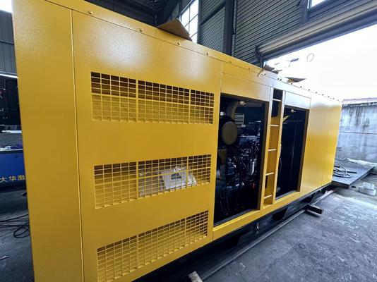 Un buon prezzo. Gruppo elettrogeno diesel silenziato Yuchai Engine YC6MK420-D30 da 250kw in linea