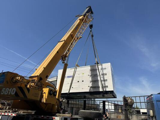 Un buon prezzo. Generatore silenzioso industriale da 1000 kW con motore Yuchai per una potenza di riserva affidabile in linea
